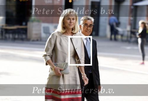 Den Haag 20 juni 2022
Diner met Prins Hendrik en Prinses Mary van Denemarken en Koning Willem Alexander en Koningin Maxima in de grote kerk . Sigrid Kaag met haar man Anis al Qaq