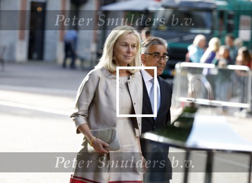 Den Haag 20 juni 2022
Diner met Prins Hendrik en Prinses Mary van Denemarken en Koning Willem Alexander en Koningin Maxima in de grote kerk . Sigrid Kaag met haar man Anis al Qaq