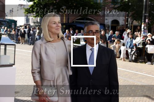 Den Haag 20 juni 2022
Diner met Prins Hendrik en Prinses Mary van Denemarken en Koning Willem Alexander en Koningin Maxima in de grote kerk . Sigrid Kaag met haar man Anis al Qaq