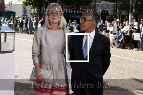 Den Haag 20 juni 2022
Diner met Prins Hendrik en Prinses Mary van Denemarken en Koning Willem Alexander en Koningin Maxima in de grote kerk . Sigrid Kaag met haar man Anis al Qaq
