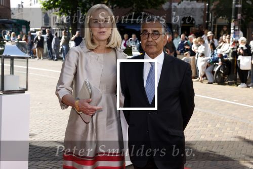 Den Haag 20 juni 2022
Diner met Prins Hendrik en Prinses Mary van Denemarken en Koning Willem Alexander en Koningin Maxima in de grote kerk . Sigrid Kaag met haar man Anis al Qaq
