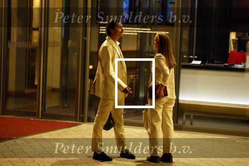 Amsterdam 12 juli 2022
Stefano Keizers met (een) vriendin voor de deur van Het nieuwe deLamar theater.
