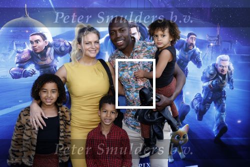 Amsterdam 12 juni 2022
Premiere Lightning (pixar) in Pathe Amsterdam noord.
Steven Brunswijk met vrouw en kinderen