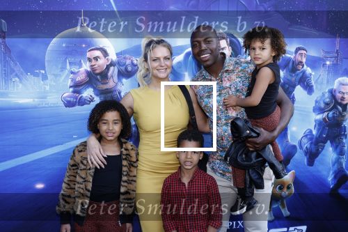 Amsterdam 12 juni 2022
Premiere Lightning (pixar) in Pathe Amsterdam noord.
Steven Brunswijk met vrouw en kinderen