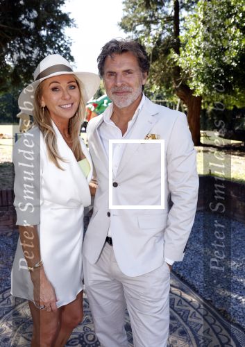 Tilburg 16 juli 2022
Trouwen Steven Brunswijk en zijn vrouw Ayla Guiaux .
Toine v Peperstraten met zijn vriendin Renate Bommer