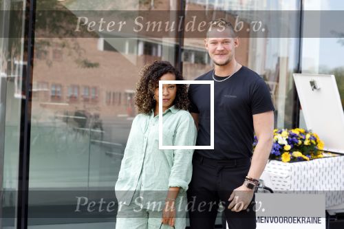 Amsterdam 14 juni 2022
Ontbijt georganisserd door Linda.nl en Victoria Koblenko met haar man Evgeniy Levchenko. Er is een aktie #bloemenvoorOekraine in het leven geroepen. Ferry Doedens en Veronica v Hoogdalem