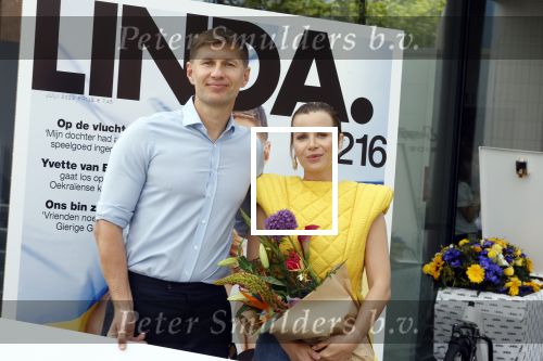 Amsterdam 14 juni 2022
Ontbijt georganisserd door Linda.nl en Victoria Koblenko met haar man Evgeniy Levchenko. Er is een aktie #bloemenvoorOekraine in het leven geroepen.