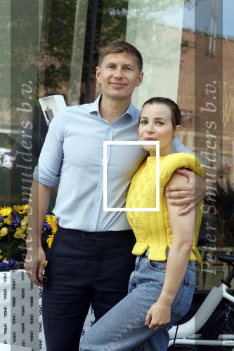 Amsterdam 14 juni 2022
Ontbijt georganisserd door Linda.nl en Victoria Koblenko met haar man Evgeniy Levchenko. Er is een aktie #bloemenvoorOekraine in het leven geroepen.
