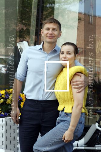 Amsterdam 14 juni 2022
Ontbijt georganisserd door Linda.nl en Victoria Koblenko met haar man Evgeniy Levchenko. Er is een aktie #bloemenvoorOekraine in het leven geroepen.