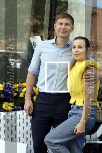 Amsterdam 14 juni 2022
Ontbijt georganisserd door Linda.nl en Victoria Koblenko met haar man Evgeniy Levchenko. Er is een aktie #bloemenvoorOekraine in het leven geroepen.