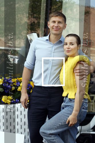 Amsterdam 14 juni 2022
Ontbijt georganisserd door Linda.nl en Victoria Koblenko met haar man Evgeniy Levchenko. Er is een aktie #bloemenvoorOekraine in het leven geroepen.