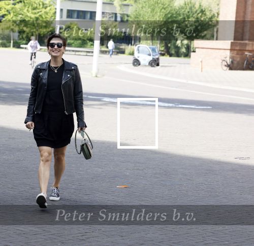 Amsterdam 14 juni 2022
Ontbijt georganisserd door Linda.nl en Victoria Koblenko met haar man Evgeniy Levchenko. Er is een aktie #bloemenvoorOekraine in het leven geroepen. Vivienne v d Assem met een kennis