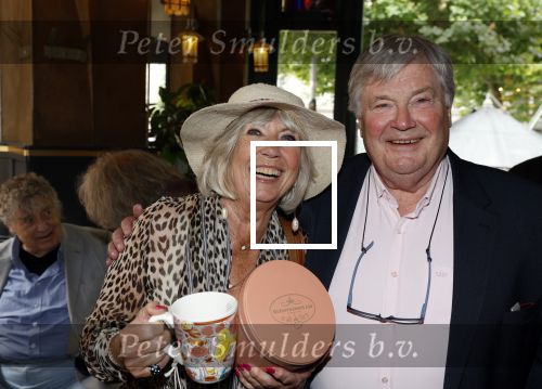 Amsterdam 1 juli 2022
Onthulling kunstwerk met daarop Willy Alberti en Johnny Kraaijkamp bij hotel Americain.
Aanwezig de kinderen Tonny Alberti en Willeke Alberti en Johnny Kraaijkamp en Sanne Kraaijkamp