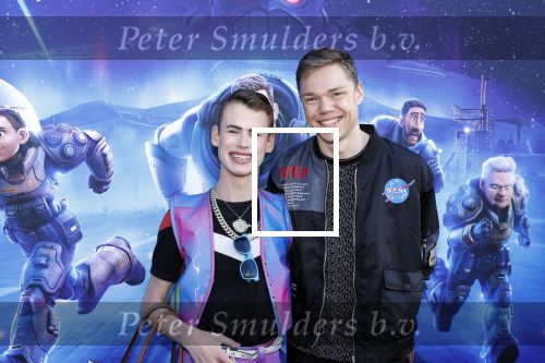 Amsterdam 12 juni 2022
Premiere Lightning (pixar) in Pathe Amsterdam noord.
Ziggy Krassenberg met zijn vriend