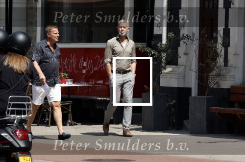 Amsterdam 24 juni 2023
Albert Verlinde en Onno Hoes op terras en wandelend door Amsterdam zuid.