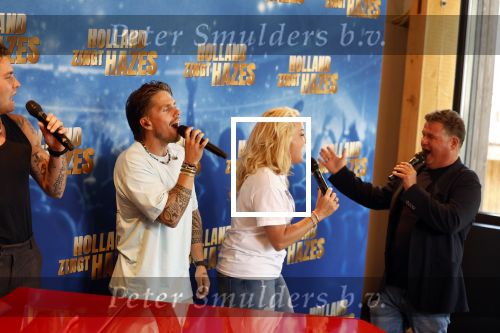 Amsterdam 21 juni 2023
Presentatie Holland zingt Hazes bij Strand Zuid.
De artiesten die volgend jaar mee gaaan doen zijn : Andre Hazes Jeroen v d Boom Douwe Bob Samantha Steenwijk Wolter Kroes en Jamai Looman .