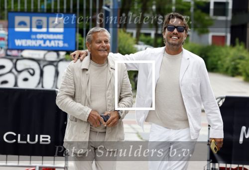 Amsterdam 1 juni 2023
Talkies terras award bij the Harbour Club .
Bas Smit met zijn vader