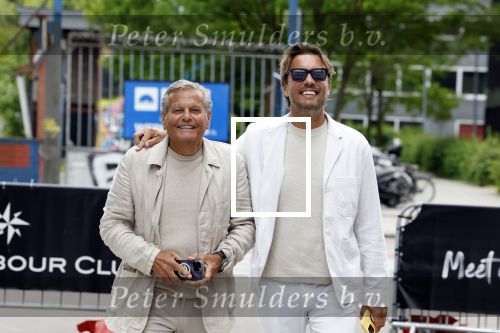 Amsterdam 1 juni 2023
Talkies terras award bij the Harbour Club .
Bas Smit met zijn vader