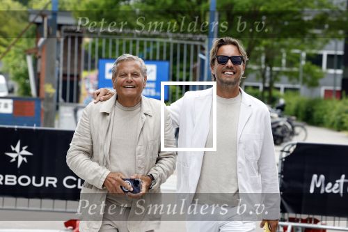 Amsterdam 1 juni 2023
Talkies terras award bij the Harbour Club .
Bas Smit met zijn vader