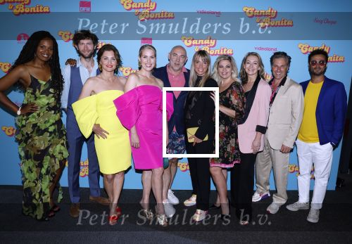 Amsterdam 276 juni 2023
Premiere Candy en Bonita in Pathe de Munt . Nienke Romer is de regisseur.
De cast met oa Fockeline Ouwerkerk Sanne Langelaar Frederik Brom Jeroen v Koningsbrugge David Lucieer Bobbi Eden Loek Peters Jasmine Sendar Meysem Kisomi Nienke Romer en Cynthia Abma