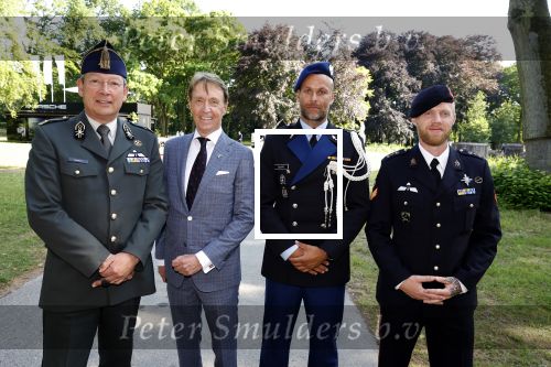 Haarzuilens 21 juni 2023
Nationale Haringparty bij Kasteel de Haar in Haarzuilens .
Cees Wijburg met ...