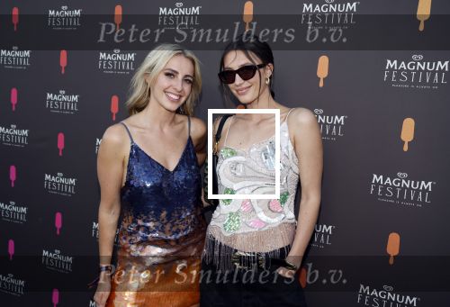 Amsterdam 8 juni 2023
Feestje van Magnum ijsjes . Chelsey Weimar