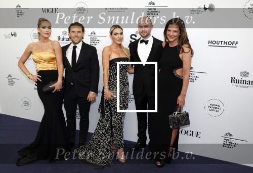 Amsterdam 3 juni 2023
Premiere Nationaal Ballet in de stopera.
Daniel v Zweden en zijn vrouw Stevie en zus Anna Sophie v Zweden