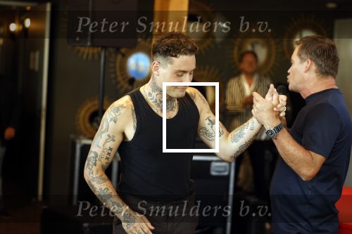 Amsterdam 21 juni 2023
Presentatie Holland zingt Hazes bij Strand Zuid.
De artiesten die volgend jaar mee gaaan doen zijn : Andre Hazes Jeroen v d Boom Douwe Bob Samantha Steenwijk Wolter Kroes en Jamai Looman .