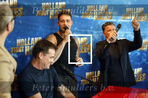 Amsterdam 21 juni 2023
Presentatie Holland zingt Hazes bij Strand Zuid.
De artiesten die volgend jaar mee gaaan doen zijn : Andre Hazes Jeroen v d Boom Douwe Bob Samantha Steenwijk Wolter Kroes en Jamai Looman .