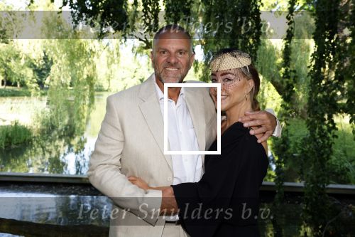 Haarzuilens 21 juni 2023
Nationale Haringparty bij Kasteel de Haar in Haarzuilens .
Edwin Spee met zijn vriendin Mandy.