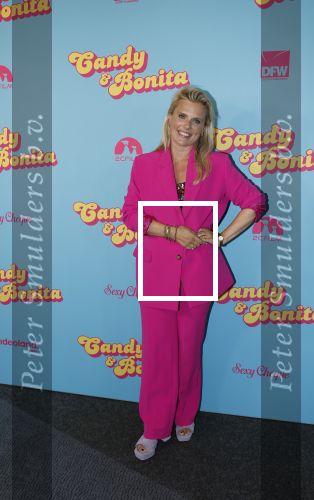 Amsterdam 276 juni 2023
Premiere Candy en Bonita in Pathe de Munt . Nienke Romer is de regisseur.
Eveline Stallaart