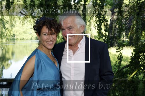 Haarzuilens 21 juni 2023
Nationale Haringparty bij Kasteel de Haar in Haarzuilens .
Evelyn de Bruijn met haar man