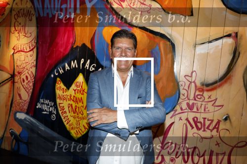 Amsterdam 11 juni 2023
Presentatie cd Jeffrey Schenk en Bobbie Eakes bij the Harbour Club.
Frank Masmeijer