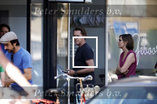 Huizen Bussum 17 juni 2023
Jeroen Rietbergen doet boodschappen en rijdt daarna weer naar het huis van zijn vriendin Linda de Mol