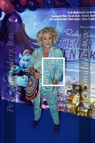 Amsterdam 24 juni 2023
Premiere TIENER MET TENTAKELS in Pathe Arena .
Karin Bloemen
