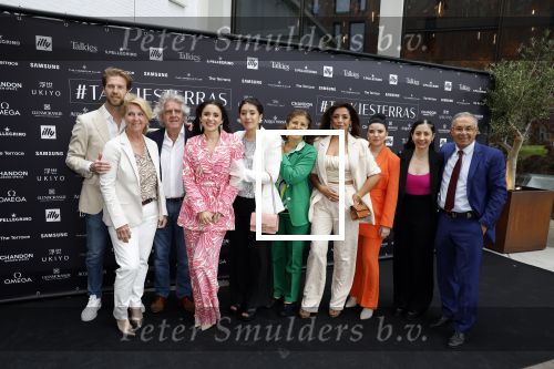 Amsterdam 1 juni 2023
Talkies terras award bij the Harbour Club .
Karsu Donmez kwam met haar verloofde/vriend en haar familie