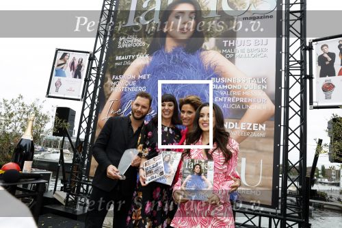 Amsterdam 1 juni 2023
Talkies terras award bij the Harbour Club .
Karsu Donmez kwam met haar verloofde/vriend en haar familie .
Karsu en Kristina Bozilovic