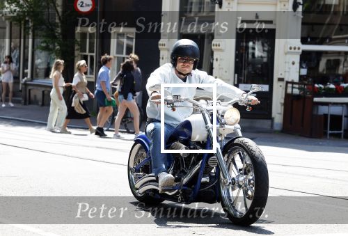 Amsterdam 5 juni 2023
Koen Verweij op een hele dikke Harley Davidson.