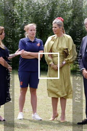 Schevenigen 23 juni 2023
Hare Majesteit Koningin Maxima bezocht het erfgoedpark Loosduinen in Den Haag.
Oa burgemeetser jan v Zanen was daarbij aanwezig.
