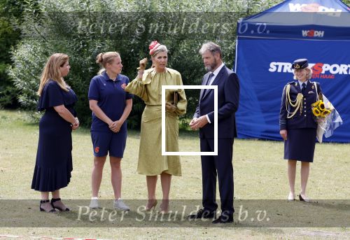 Schevenigen 23 juni 2023
Hare Majesteit Koningin Maxima bezocht het erfgoedpark Loosduinen in Den Haag.
Oa burgemeetser jan v Zanen was daarbij aanwezig.