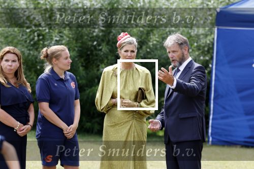 Schevenigen 23 juni 2023
Hare Majesteit Koningin Maxima bezocht het erfgoedpark Loosduinen in Den Haag.
Oa burgemeetser jan v Zanen was daarbij aanwezig.