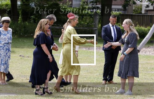 Schevenigen 23 juni 2023
Hare Majesteit Koningin Maxima bezocht het erfgoedpark Loosduinen in Den Haag.
Oa burgemeetser jan v Zanen was daarbij aanwezig.