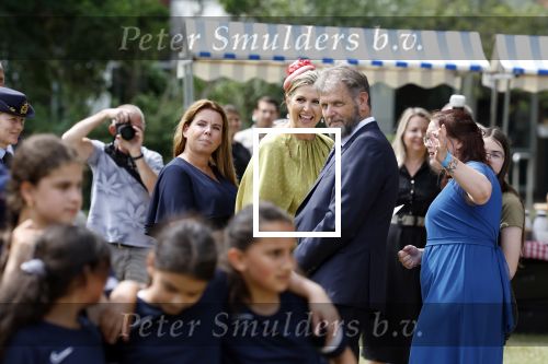 Schevenigen 23 juni 2023
Hare Majesteit Koningin Maxima bezocht het erfgoedpark Loosduinen in Den Haag.
Oa burgemeetser jan v Zanen was daarbij aanwezig.