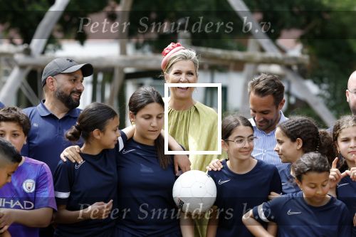 Schevenigen 23 juni 2023
Hare Majesteit Koningin Maxima bezocht het erfgoedpark Loosduinen in Den Haag.
Oa burgemeetser jan v Zanen was daarbij aanwezig.