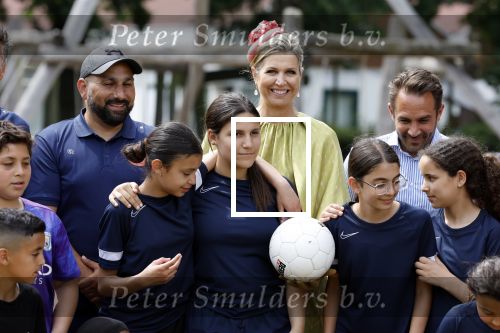 Schevenigen 23 juni 2023
Hare Majesteit Koningin Maxima bezocht het erfgoedpark Loosduinen in Den Haag.
Oa burgemeetser jan v Zanen was daarbij aanwezig.