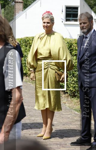 Schevenigen 23 juni 2023
Hare Majesteit Koningin Maxima bezocht het erfgoedpark Loosduinen in Den Haag.
Oa burgemeetser jan v Zanen was daarbij aanwezig.