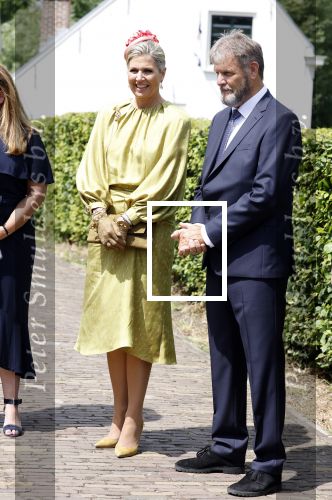 Schevenigen 23 juni 2023
Hare Majesteit Koningin Maxima bezocht het erfgoedpark Loosduinen in Den Haag.
Oa burgemeetser jan v Zanen was daarbij aanwezig.
