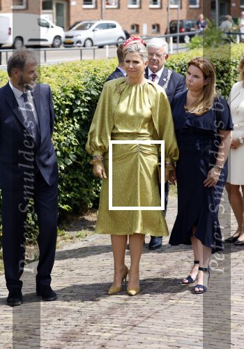 Schevenigen 23 juni 2023
Hare Majesteit Koningin Maxima bezocht het erfgoedpark Loosduinen in Den Haag.
Oa burgemeetser jan v Zanen was daarbij aanwezig.