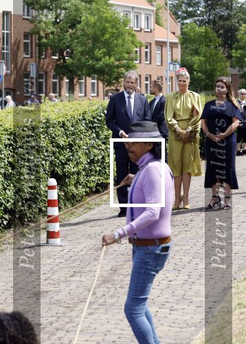 Schevenigen 23 juni 2023
Hare Majesteit Koningin Maxima bezocht het erfgoedpark Loosduinen in Den Haag.
Oa burgemeetser jan v Zanen was daarbij aanwezig.