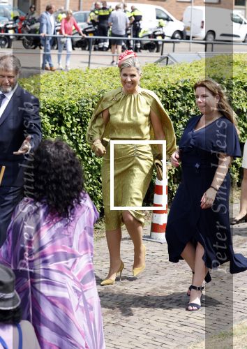 Schevenigen 23 juni 2023
Hare Majesteit Koningin Maxima bezocht het erfgoedpark Loosduinen in Den Haag.
Oa burgemeetser jan v Zanen was daarbij aanwezig.